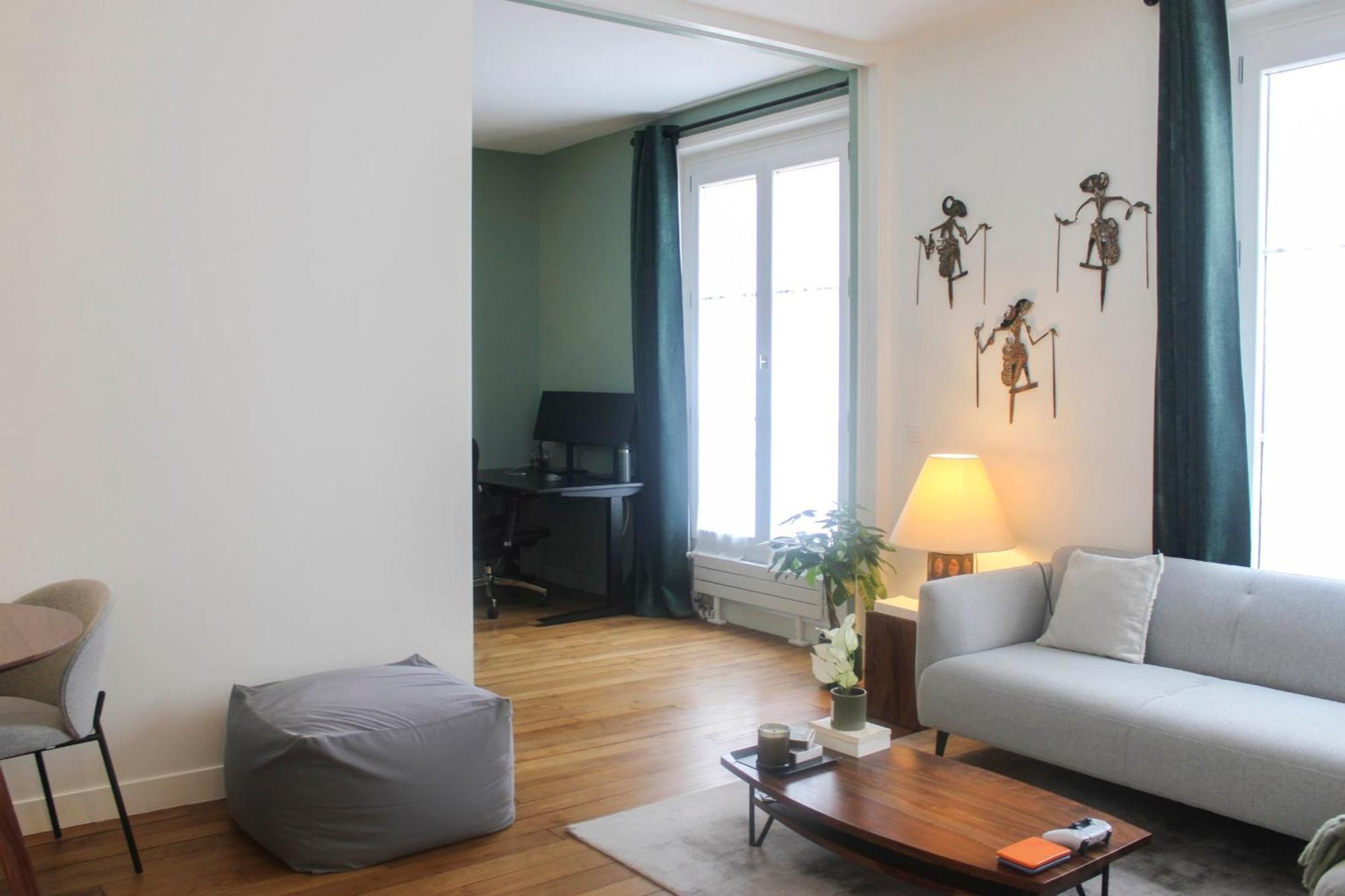 Charming 2-bedroom In The 16 *