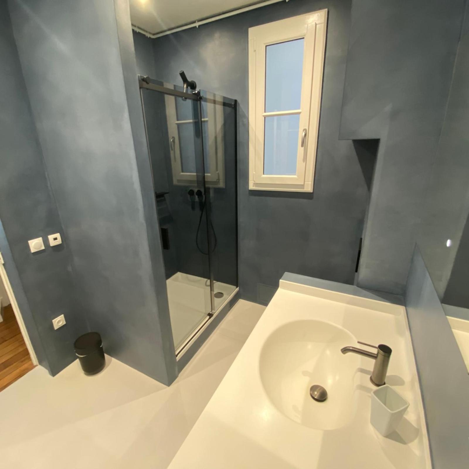 Appartement Charming 2-bedroom In The 16 *